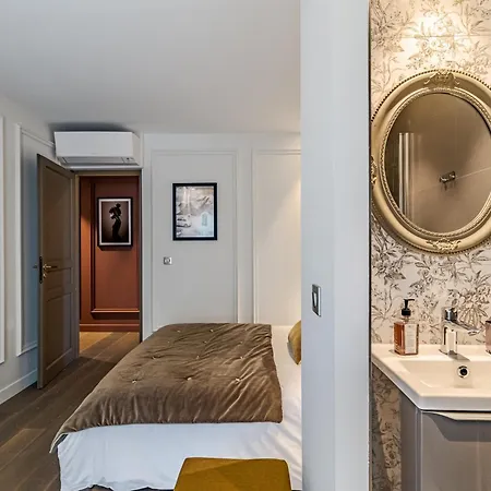 Lejlighed Sur Le Toit, Duplex, 5 Pieces 160m2, Piscine Villeneuve-Loubet