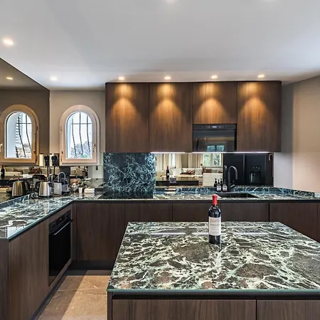 Lejlighed Sur Le Toit, Duplex, 5 Pieces 160m2, Piscine *