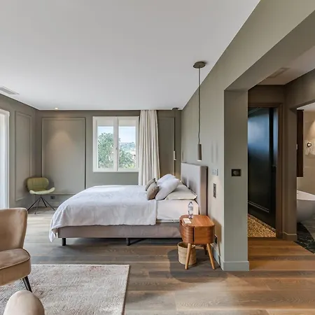 Sur Le Toit, Duplex, 5 Pieces 160m2, Piscine *